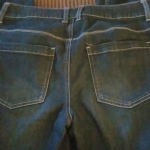 Chico's platinum....size 0....just great jeans!